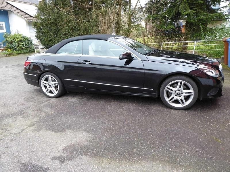 Second-hand Mercedes E250 211 CP (155 kW) 2014 Negru Cabrio