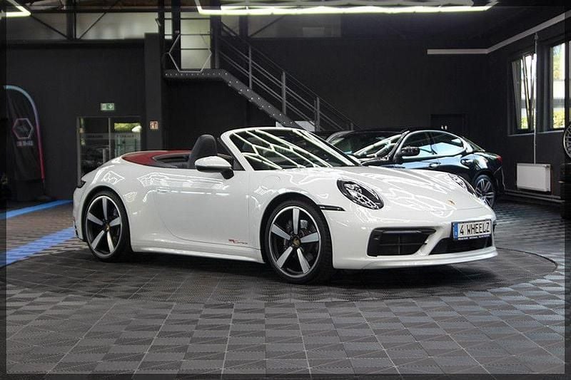 Weiß Gebraucht 2020 Porsche 911 Carrera Cabriolet Cabrio | 114.999 € (Etwas zu teuer) - Bild 1/4