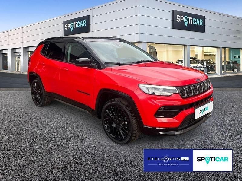 Gebraucht Jeep Compass 179 PS (131 kW) 2023 Rot SUV