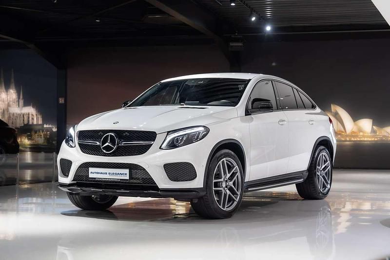 Polarweiss Gebraucht 2016 Mercedes GLE350 AMG line Coupé | 41.980 € (Fairer Preis) - Bild 1/4