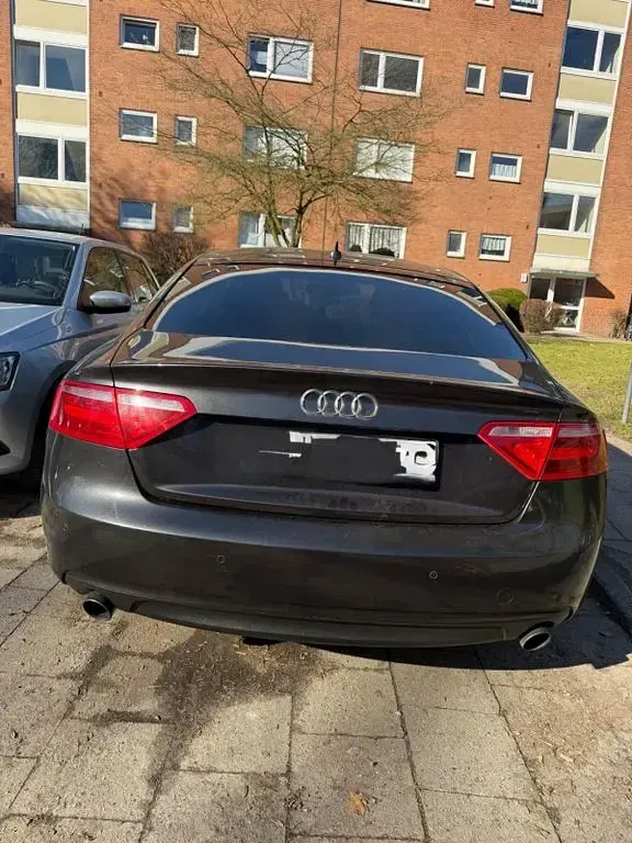 Gebraucht Audi A5 Sportback 177 PS (130 kW) 2014 Grau Kleinwagen