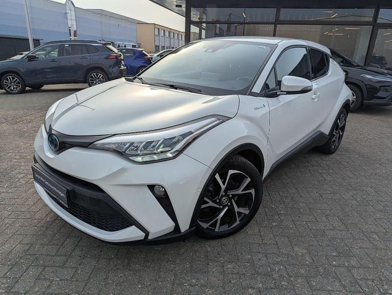 Gebraucht Toyota C-HR Team 184 PS (135 kW) 2021 Novaweiss perleffekt SUV