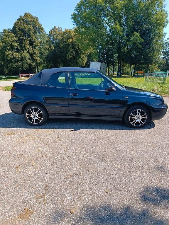 Gebraucht VW Golf Cabriolet Conceptline 101 PS (74 kW) 1999 Grau Cabrio