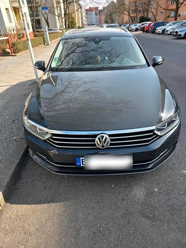 Gebraucht VW Passat Highline 150 PS (110 kW) 2017 Grau Kombi