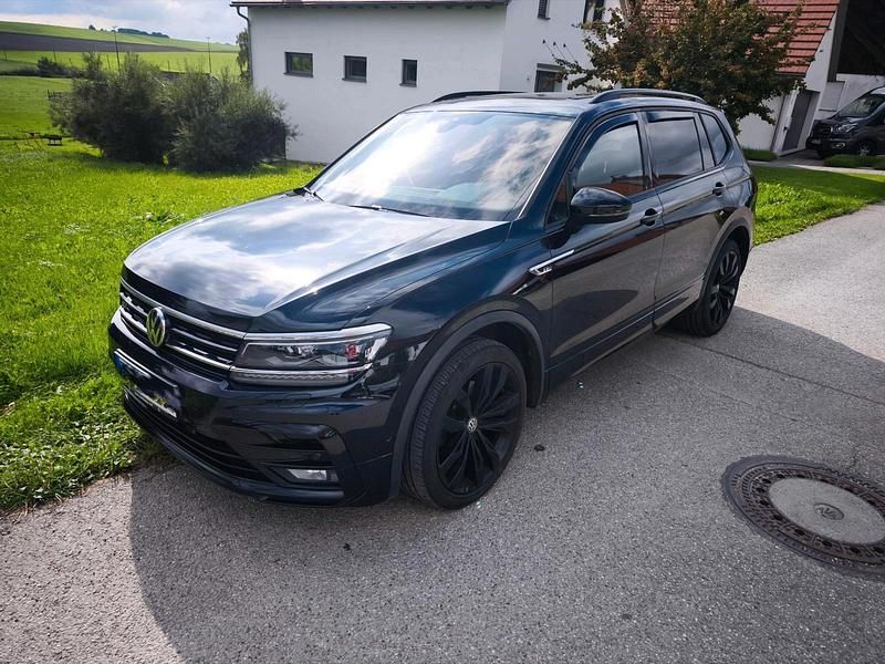Schwarz Gebraucht 2021 VW Tiguan Allspace Style SUV | 33.500 € (Fairer Preis) - Bild 1/4
