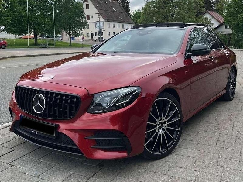 Gebraucht Mercedes E220 AMG line 194 PS (142 kW) 2016 Limousine