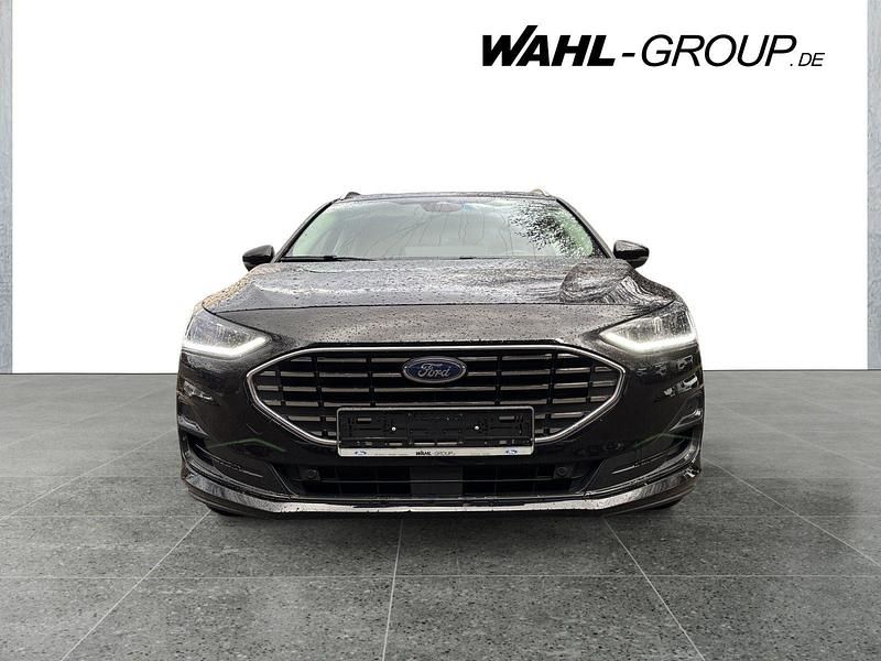 Gebraucht Ford Focus Titanium 116 PS (85 kW) 2024 Schwarz Kombi