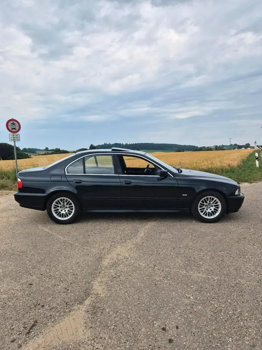 Używany BMW 520 170 KM (125 kW) 2001 Sedan/Limuzyna