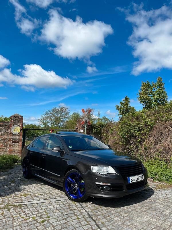 Braun Gebraucht 2009 VW Passat GTI Limousine | 5.950 € (Teuer) - Bild 1/4