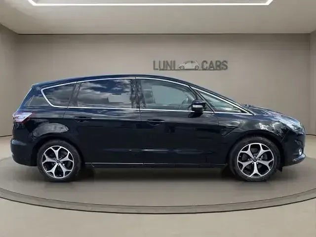 Gebraucht Ford S-MAX Titanium 150 PS (110 kW) 2016 Schwarz Van / Kleinbus