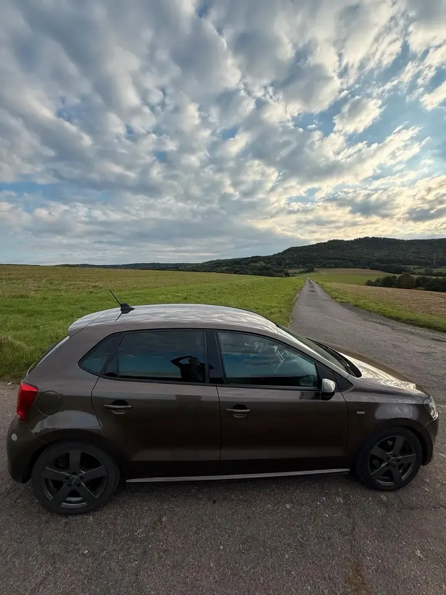 Gebraucht VW Polo 109 PS (80 kW) 2012 Braun Kleinwagen