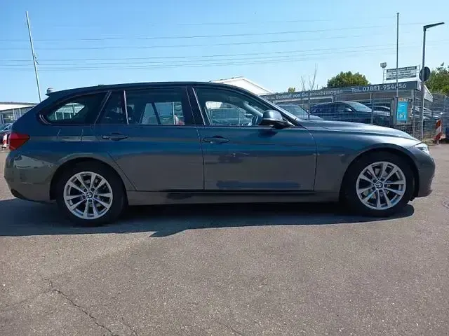 Gebraucht BMW 320 Performance 190 PS (139 kW) 2015 Grau Kombi