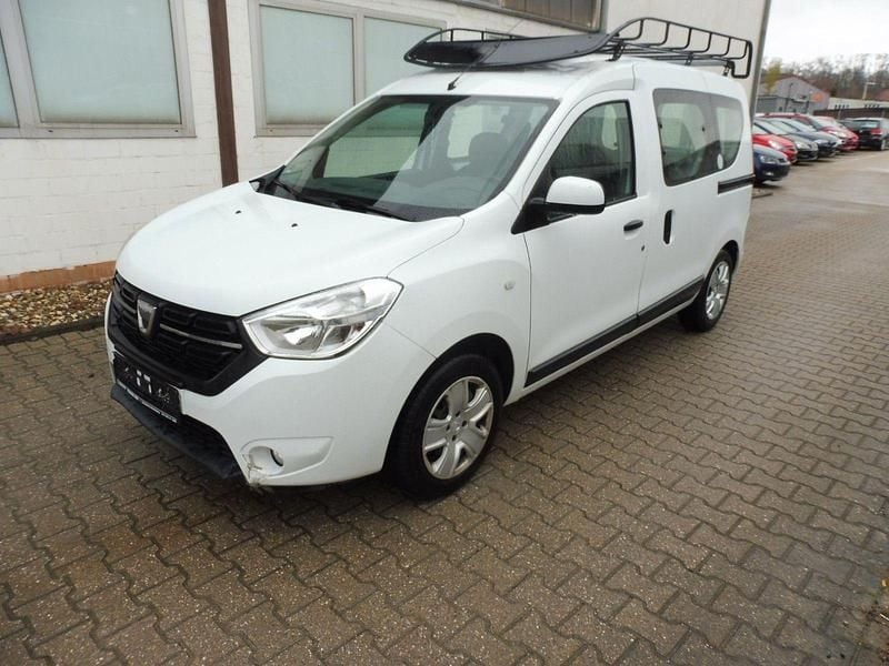 Gebraucht Dacia Dokker Comfort 102 PS (75 kW) 2018 Weiß Van / Kleinbus