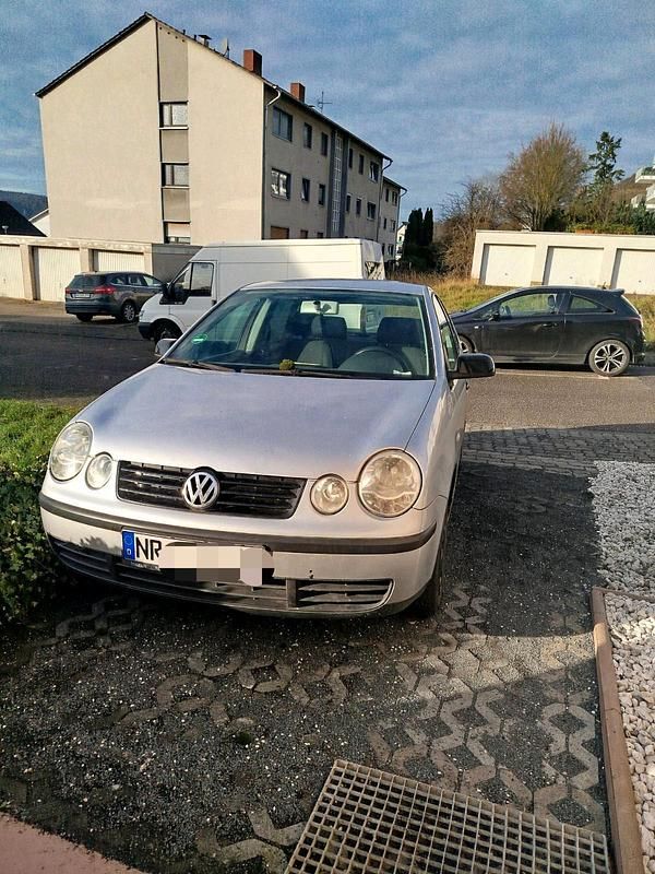 Gebraucht VW Polo 65 PS (47 kW) 2008 Grau Kleinwagen