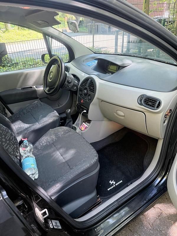 Second-hand Renault Modus 75 CP (55 kW) 2006 Monovolum