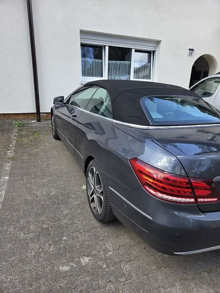 Gebraucht Mercedes E250 211 PS (155 kW) 2013 Grau Cabrio