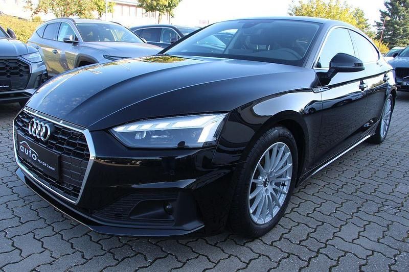 Schwarz Gebraucht 2020 Audi A5 Sportback Sport Limousine | 29.990 € (Etwas zu teuer) - Bild 1/4