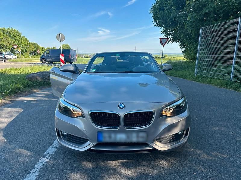 Gebraucht BMW 220 184 PS (135 kW) 2016 Grau Cabrio