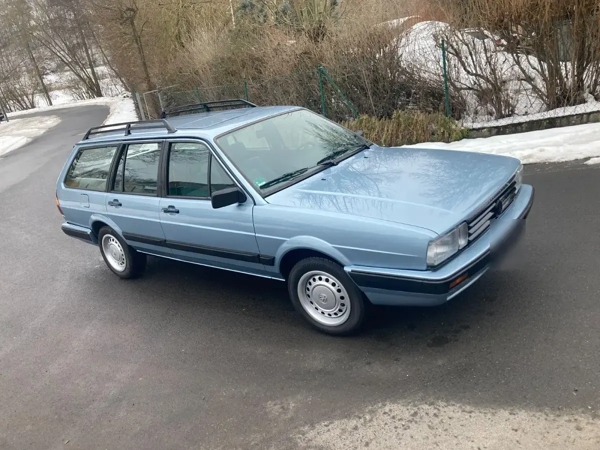 Gebraucht VW Passat 87 PS (63 kW) 1987 Blau Kombi