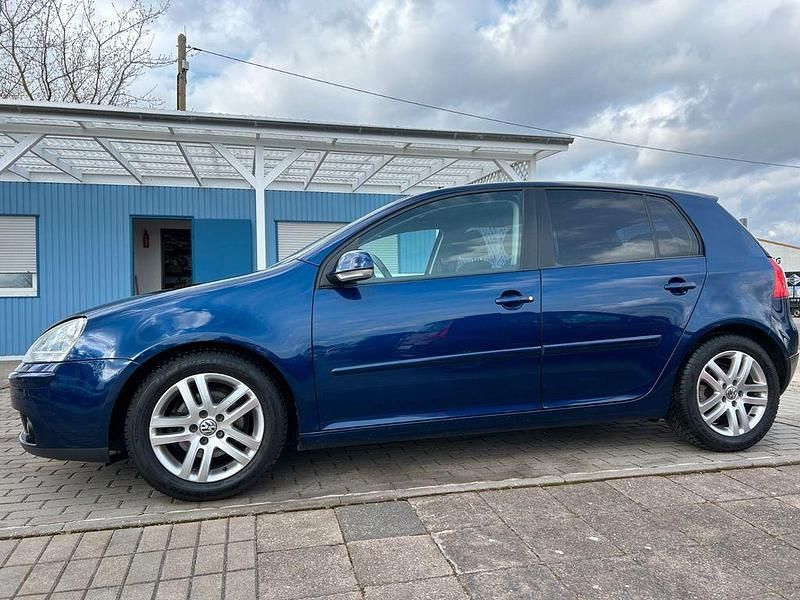 Gebraucht VW Golf V Comfortline 116 PS (85 kW) 2007 Blau Limousine