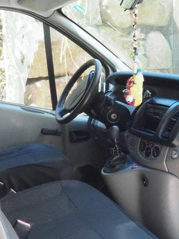 Gebraucht Renault Trafic 101 PS (74 kW) 2006 Weiß Van / Kleinbus