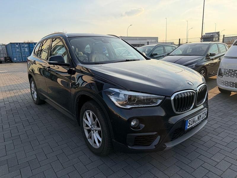 Gebraucht BMW X1 Advantage 190 PS (139 kW) 2016 Schwarz SUV