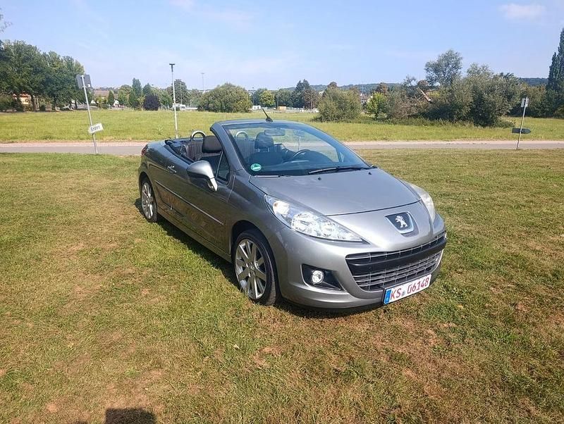 Gebraucht Peugeot 207 CC Active 120 PS (88 kW) 2013 Grau Cabrio