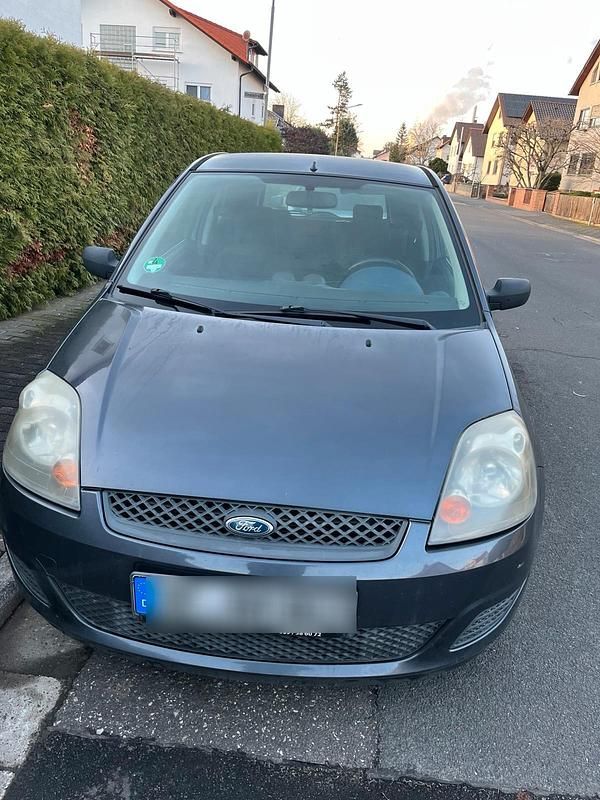 Grau Gebraucht 2007 Ford Fiesta Kleinwagen | 800 € (Guter Preis) - Bild 1/4