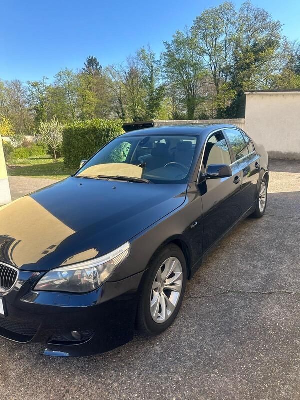 Blau Gebraucht 2007 BMW 525 Limousine | 4.599 € - Bild 1/4