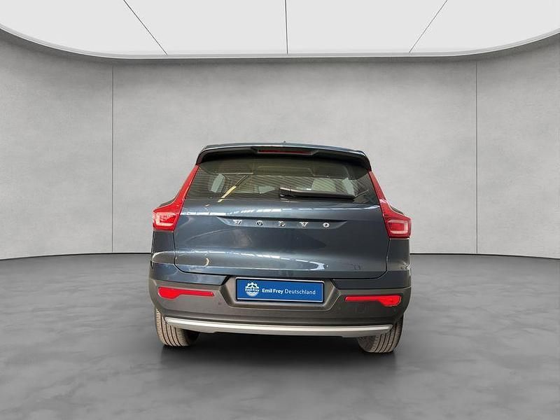 Second-hand Volvo XC40 Inscription 261 CP (191 kW) 2020 Albastru SUV
