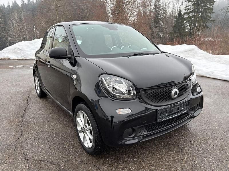Gebraucht Smart ForFour Basis 71 PS (52 kW) 2015 Schwarz Kleinwagen