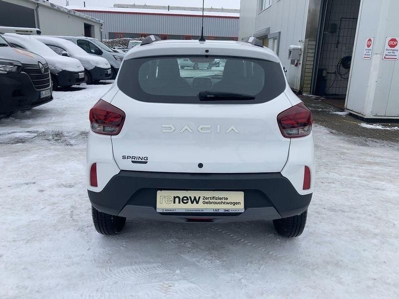 Gebraucht Dacia Spring Essentiel 33 kW (45 PS) 2023 Kaolinweiß Kleinwagen