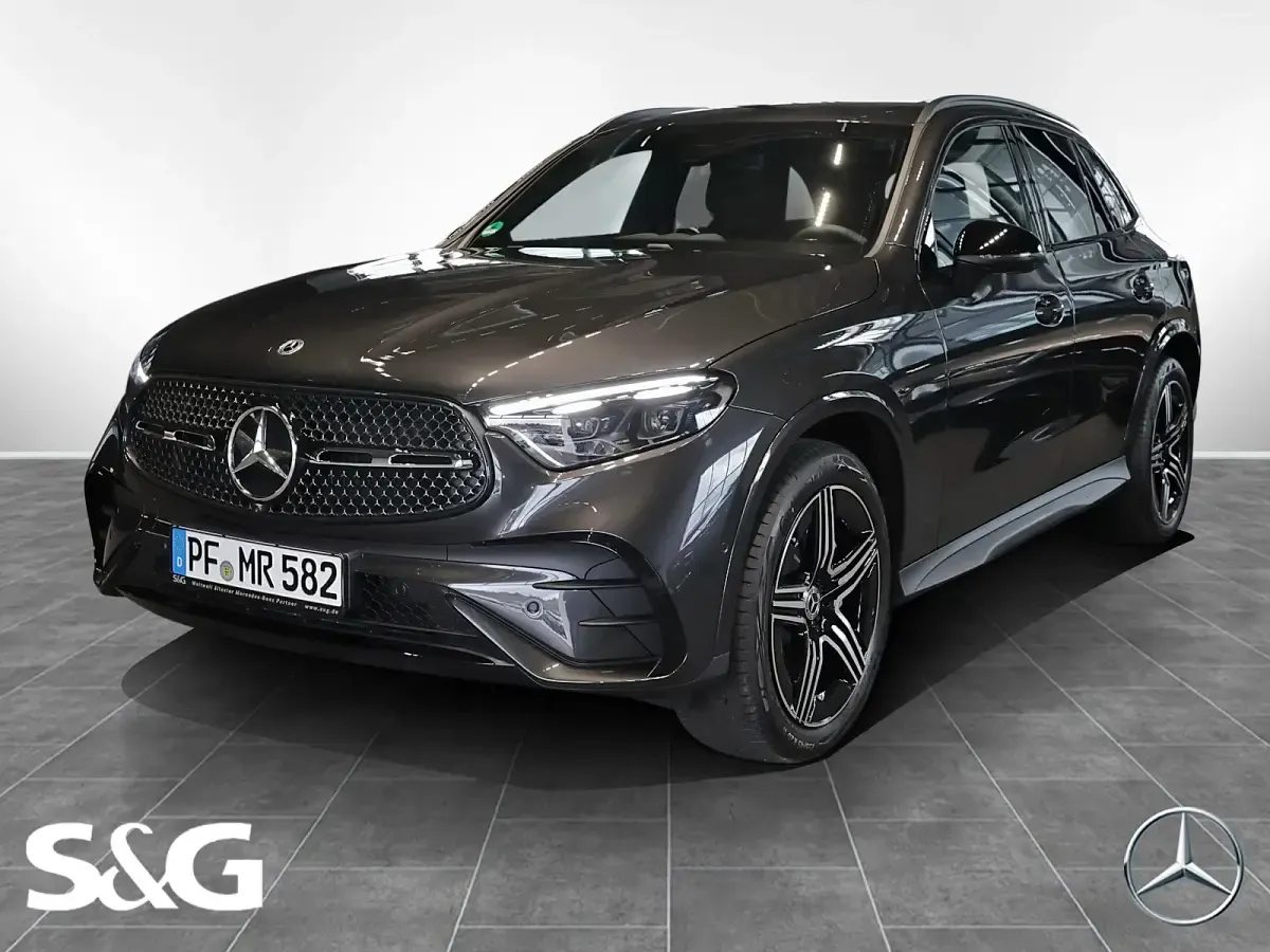 Gebraucht Mercedes GLC220 AMG 197 PS (144 kW) 2026 SUV