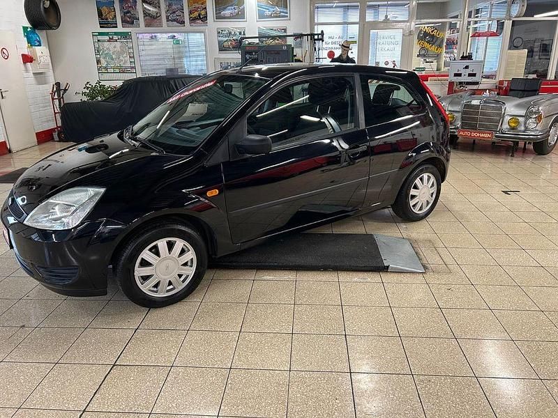 Gebraucht Ford Fiesta Trend 80 PS (58 kW) 2005 Schwarz Kleinwagen
