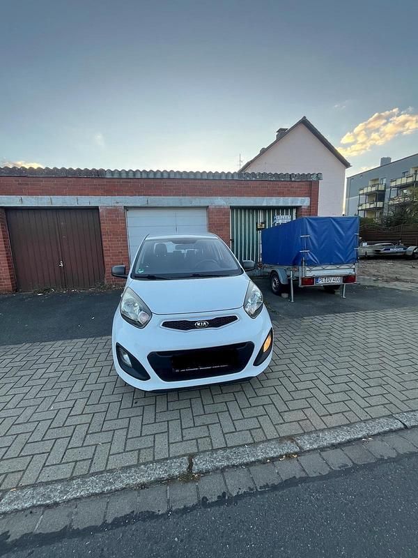 Weiß Gebraucht 2014 Kia Picanto Kleinwagen | 3.750 € (Guter Preis) - Bild 1/4