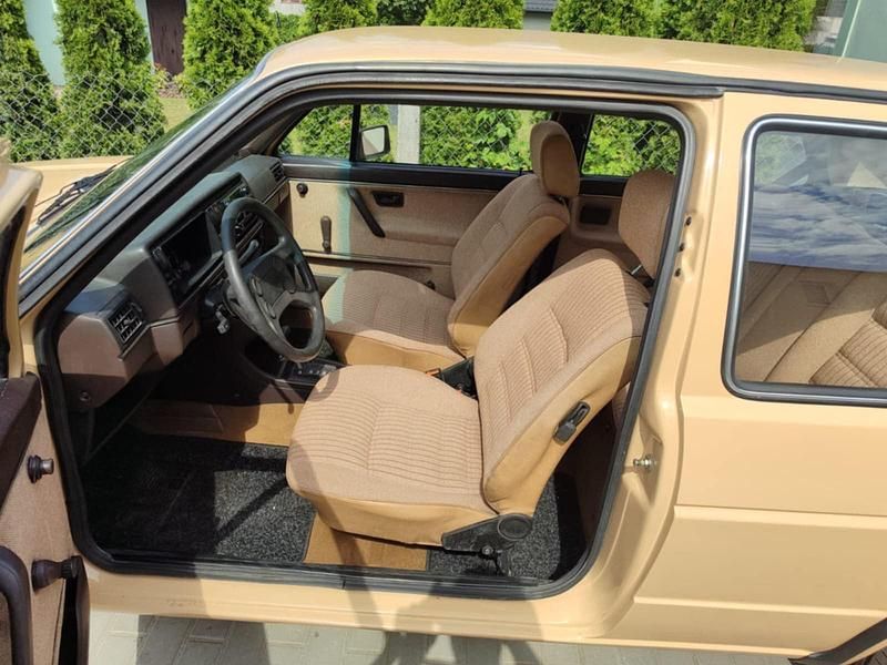 Second-hand VW Golf II 1983 Hatchback