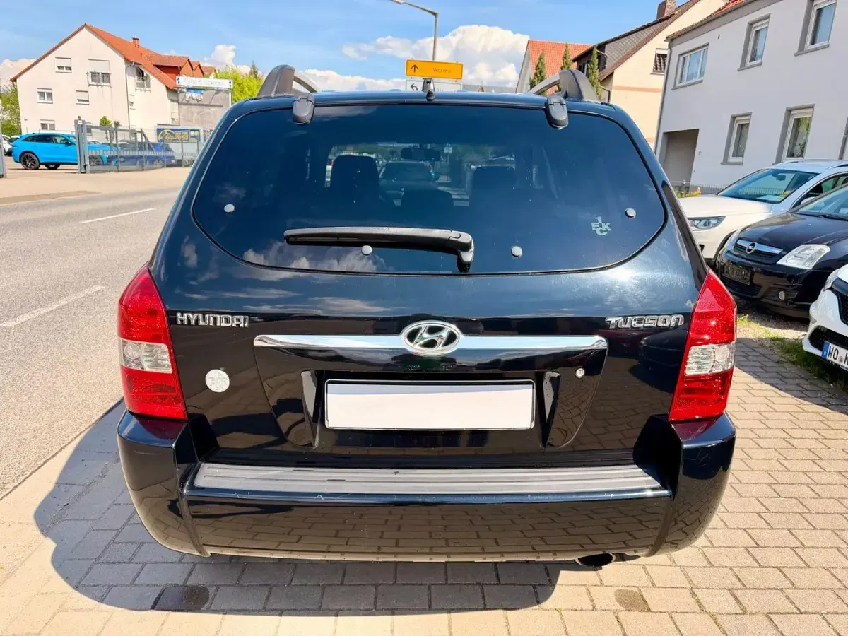 Gebraucht Hyundai Tucson GLS 141 PS (103 kW) 2005 Schwarz SUV