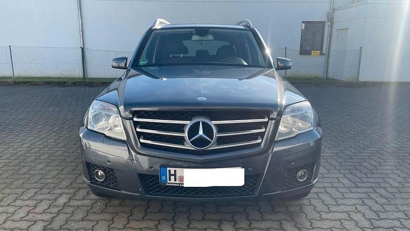 Gebraucht Mercedes GLK320 224 PS (164 kW) 2009 Grau SUV