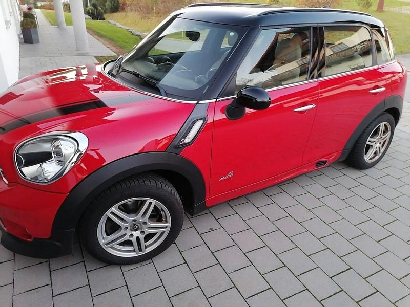 Gebraucht Mini Cooper SD 143 PS (105 kW) 2016 Rot Kleinwagen