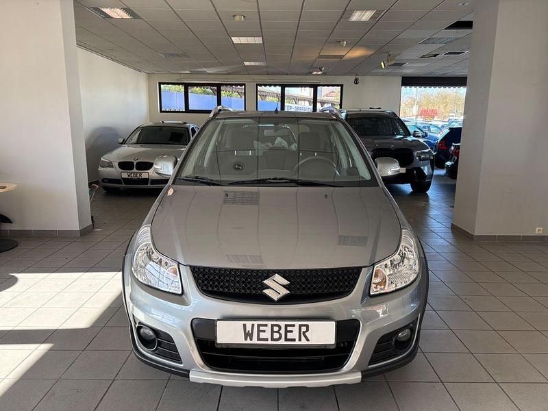 Gebraucht Suzuki SX4 Style 135 PS (99 kW) 2013 Grau Limousine