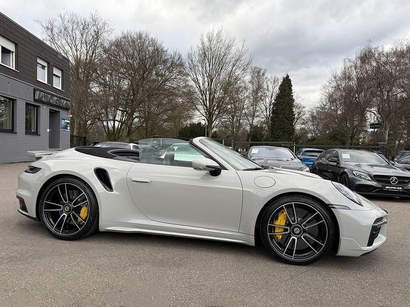 Gebraucht Porsche 992 650 PS (478 kW) 2023 Grau Cabrio