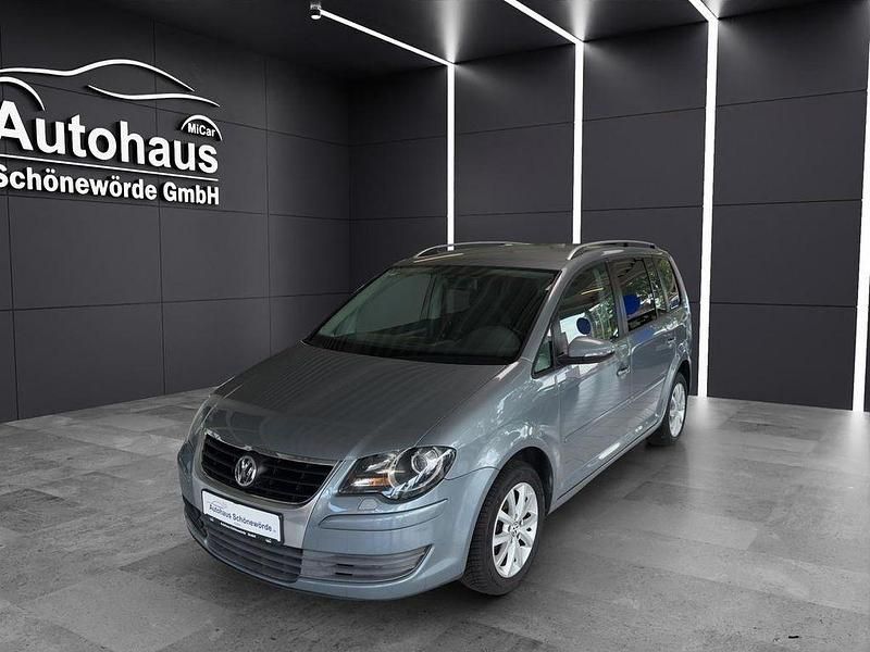 Grau Gebraucht 2010 VW Touran Freestyle Van / Kleinbus | 4.490 € (Guter Preis) - Bild 1/4
