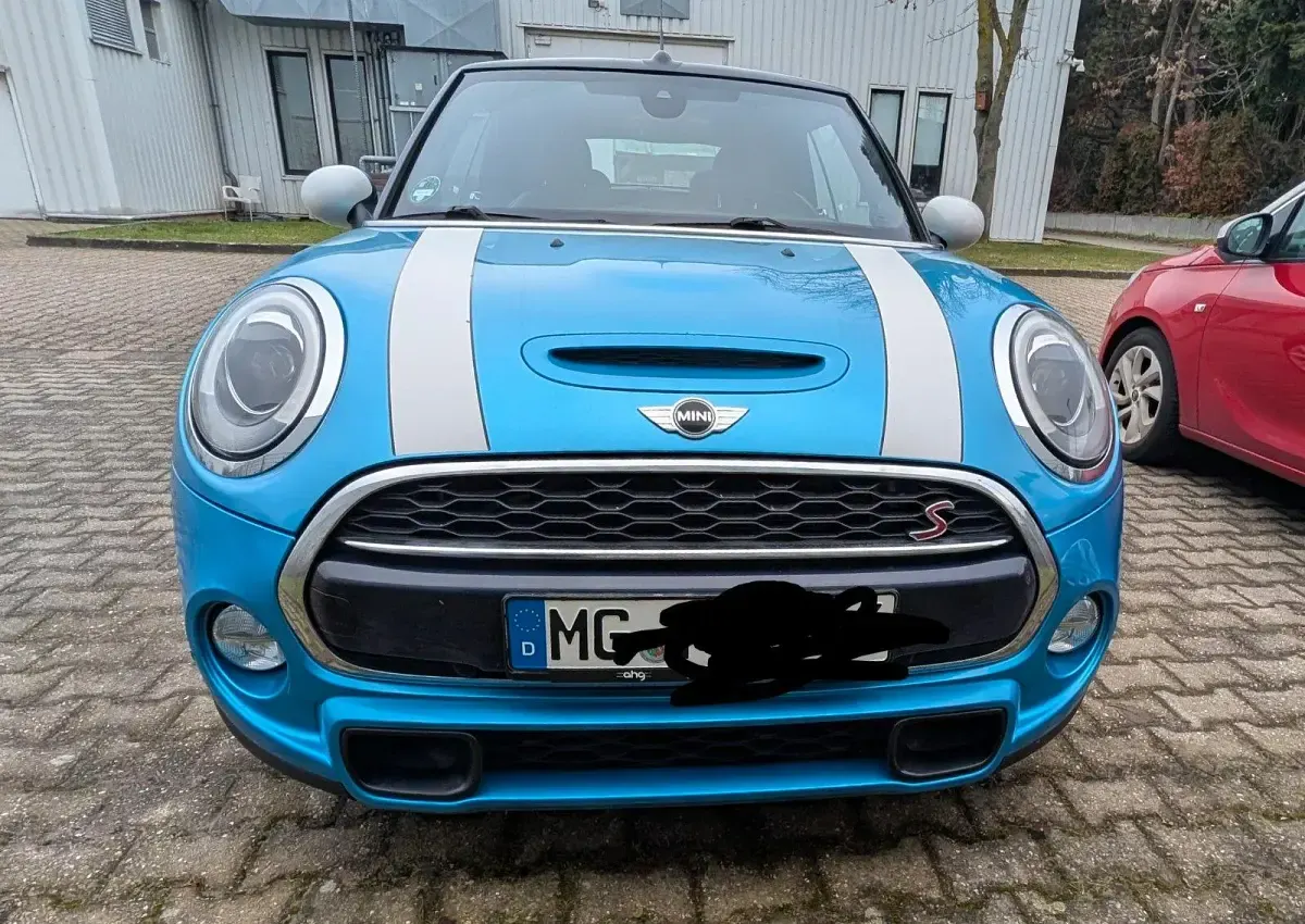 Käytetty Mini Cooper S Cabriolet 192 HP (141 kW) 2017 Sininen Avoauto