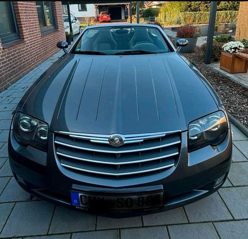 Grau Gebraucht 2005 Chrysler Crossfire Cabrio | 11.500 € (Fairer Preis) - Bild 1/4