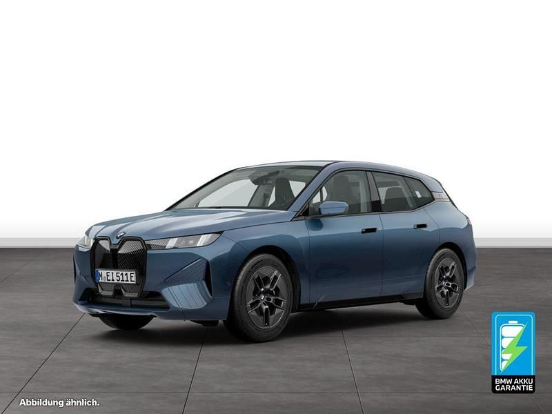 Second-hand BMW iX 300 kW (408 CP) 2025 Albastru SUV