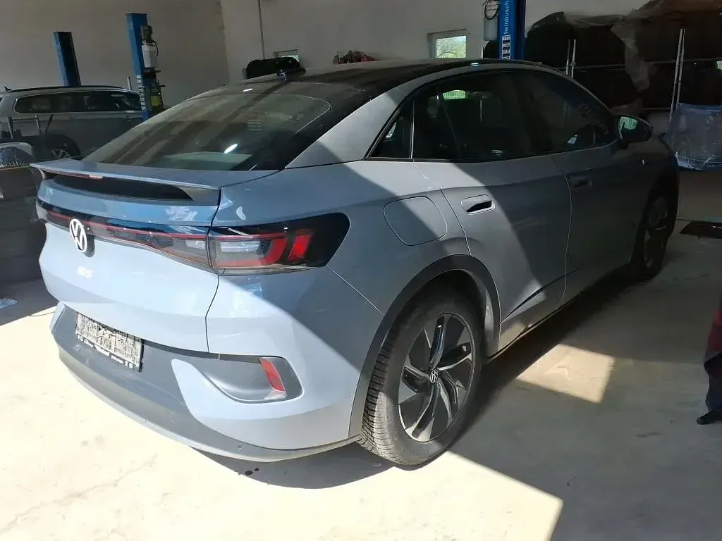 Gebraucht VW ID.5 Pro Performance 150 kW (204 PS) 2022 Mondsteingrau SUV