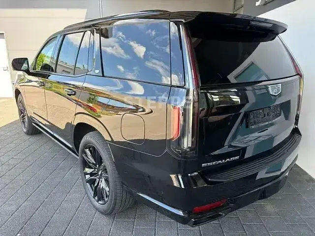 Gebraucht Cadillac Escalade 426 PS (313 kW) 2022 Schwarz SUV
