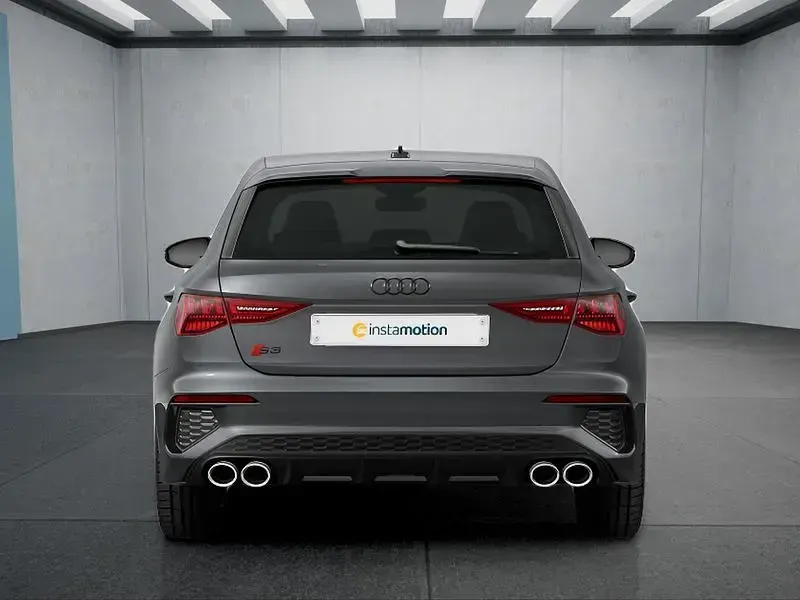 Gebraucht Audi S3 Sportback 310 PS (228 kW) 2024 Grau Kleinwagen