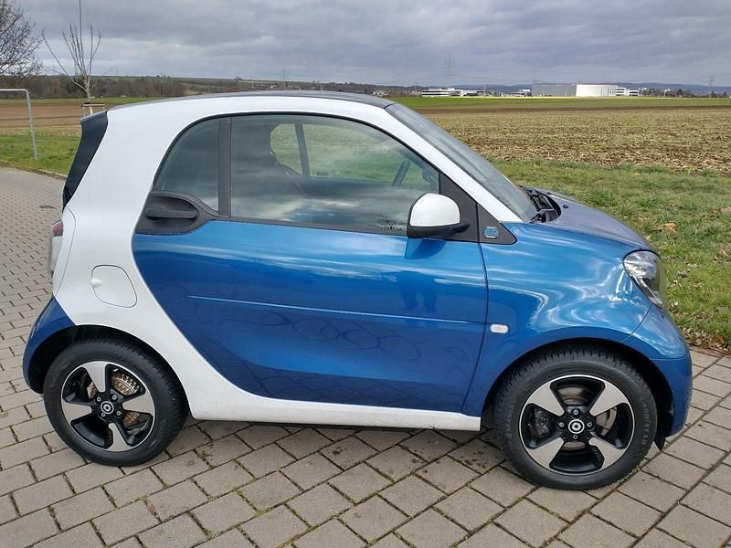 Gebraucht Smart ForTwo Coupé 60 kW (82 PS) 2020 Blau Coupé