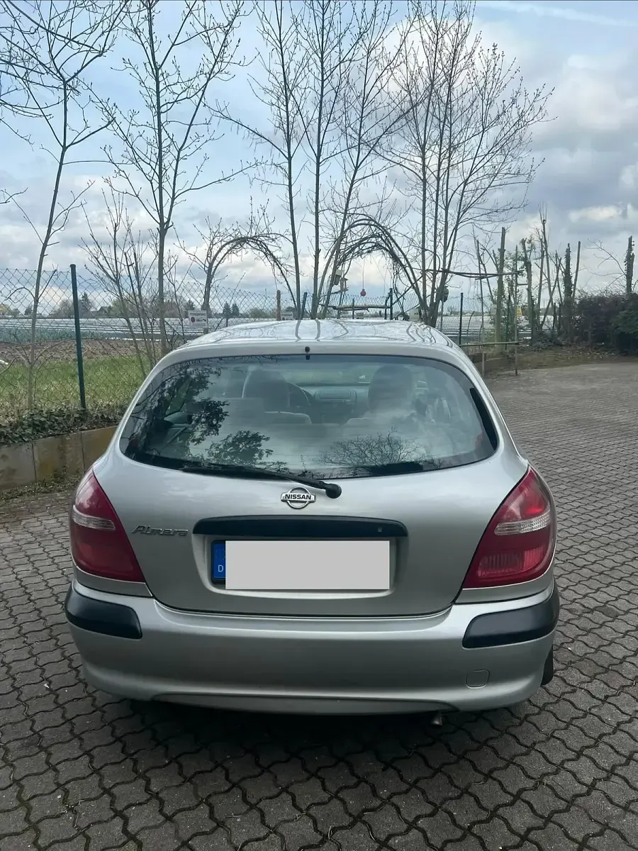 Gebraucht Nissan Almera 90 PS (66 kW) 2002 Grau Limousine